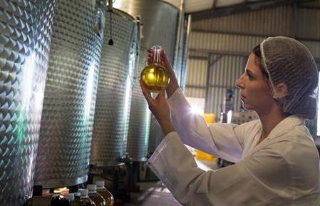 Re-Refined Oil