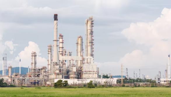 oil refinery plants